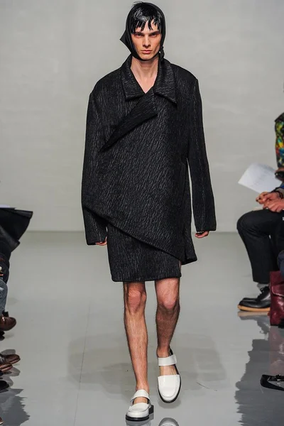 Look 5